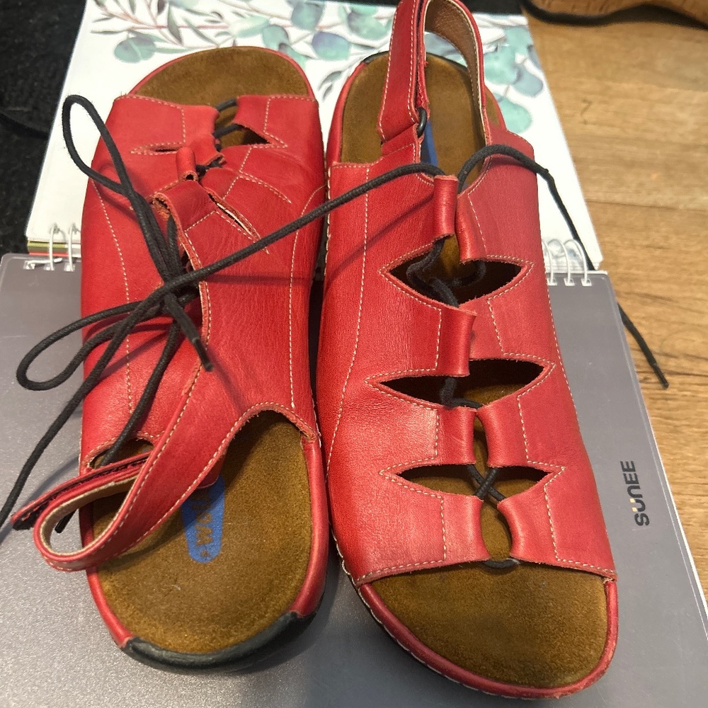 Wolky Woman Sandals -Red